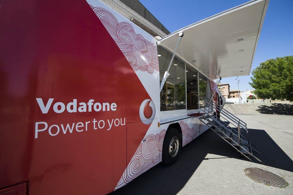 Vodafone bus store Telecom
