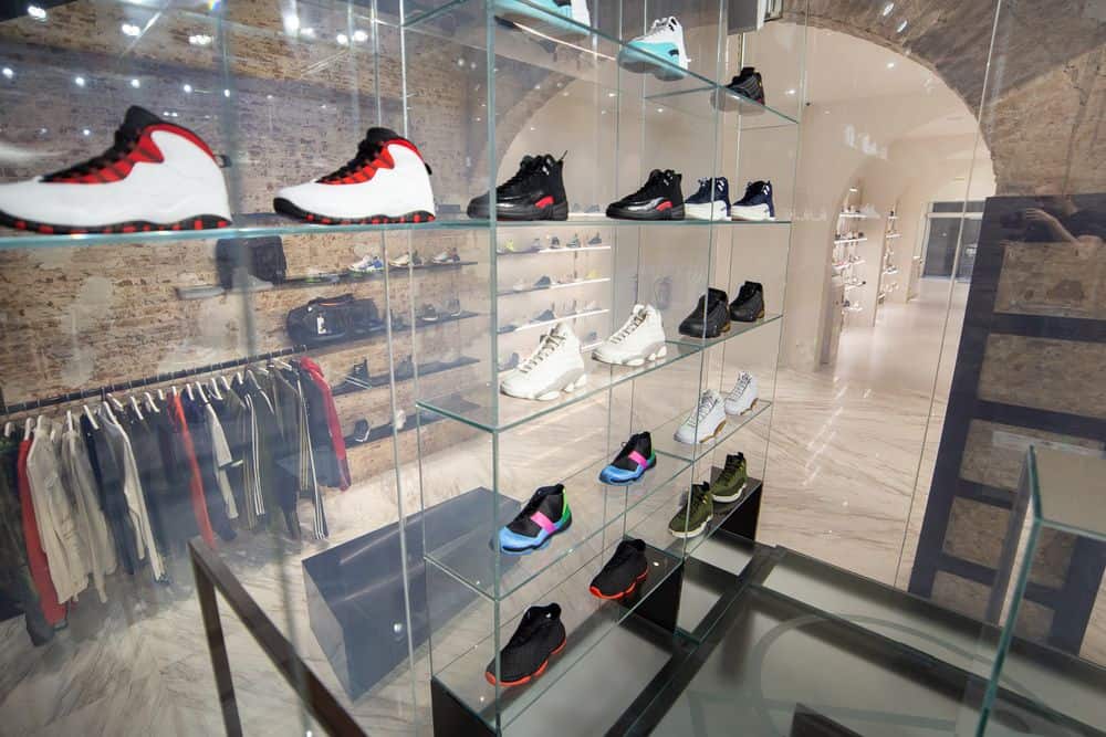 sports-sector_Foot District flagship store