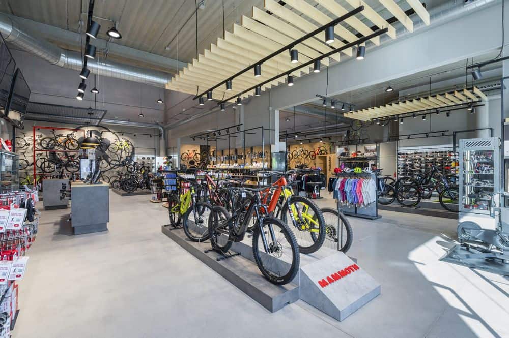 sports-sector_Mamooth store